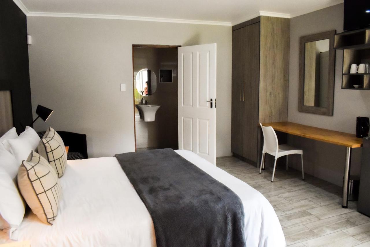 Azaria Guesthouse Swellendam Ngoại thất bức ảnh