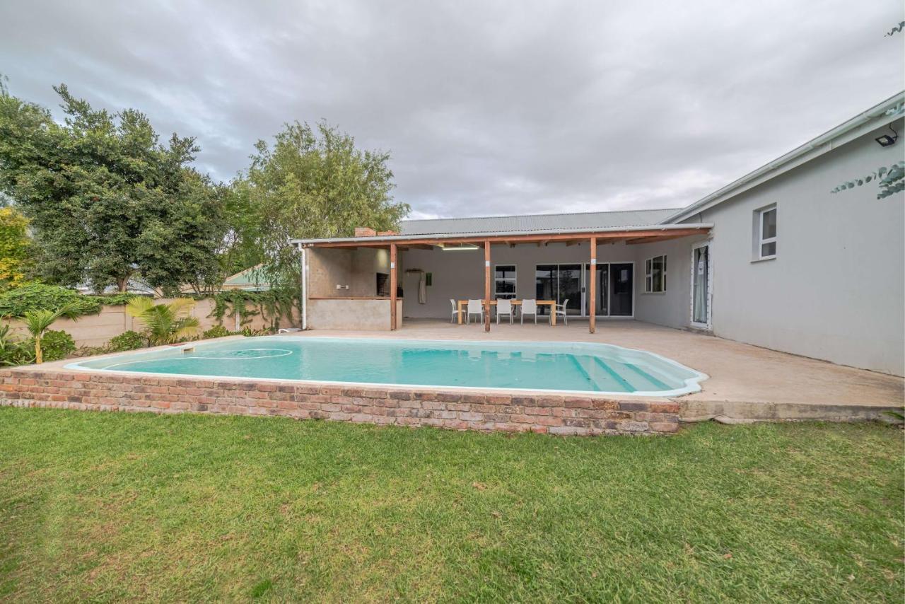 Azaria Guesthouse Swellendam Ngoại thất bức ảnh