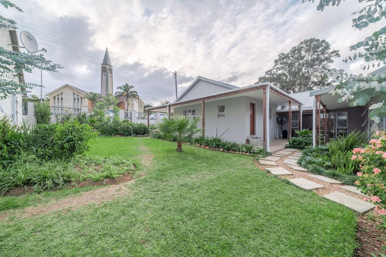 Azaria Guesthouse Swellendam Ngoại thất bức ảnh