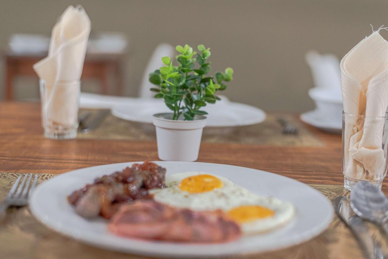 Azaria Guesthouse Swellendam Ngoại thất bức ảnh